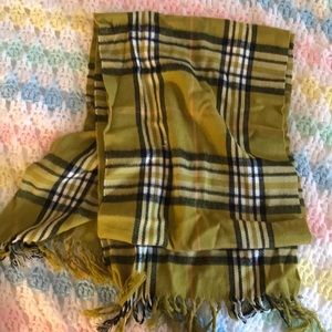 Long pattern scarf
